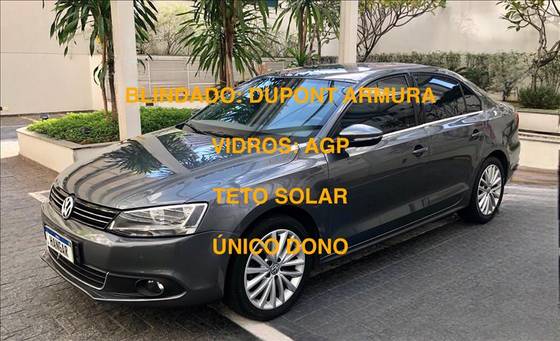 VOLKSWAGEN JETTA 2.0 TSI HIGHLINE 211CV GASOLINA 4P TIPTRONIC